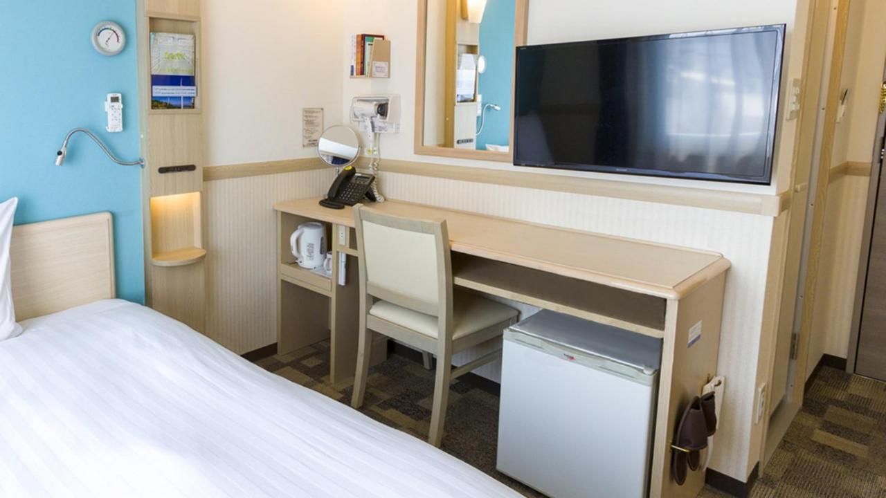 Toyoko Inn Shin-Aomori-Eki Higashi-Guchi Zewnętrze zdjęcie